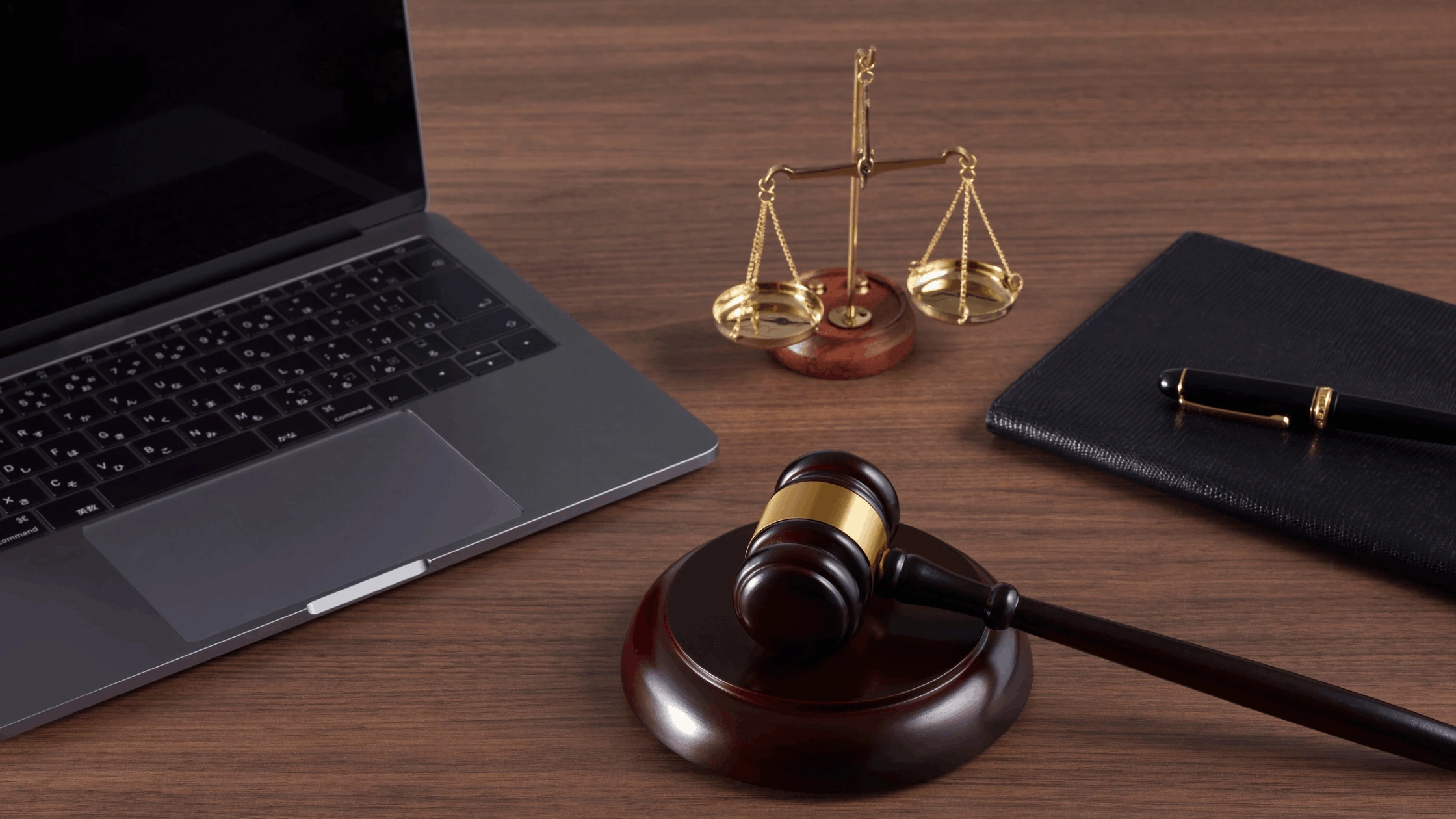 Alasan Memilih Jurusan Hukum