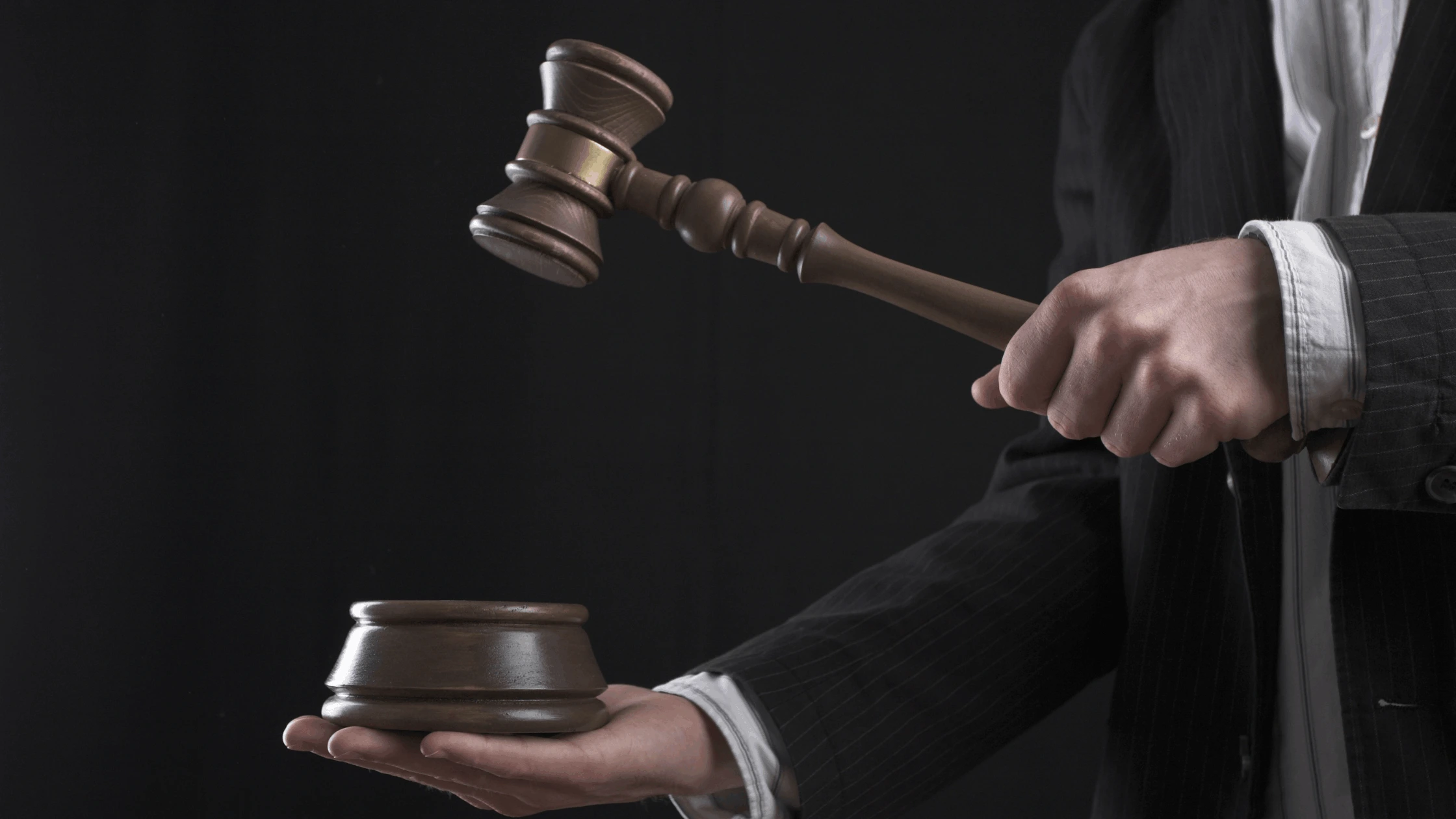 Pekerjaan di Bidang Hukum & Prospek Kerja Jurusan Hukum yang Perlu Kamu Tahu